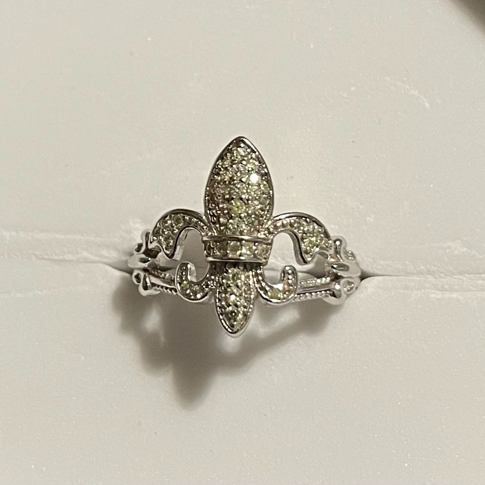 RBP2592 The Sterling Club